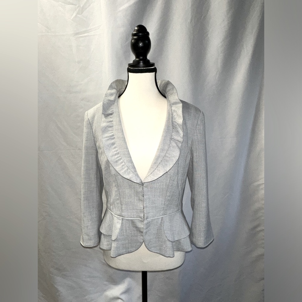 WHBM White House Black Market • Peplum Ruffle Gray Blazer • Size 6